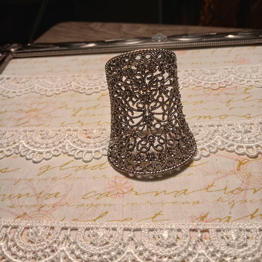 Vintage Filigree Scarf Ring - Picture 6 of 10